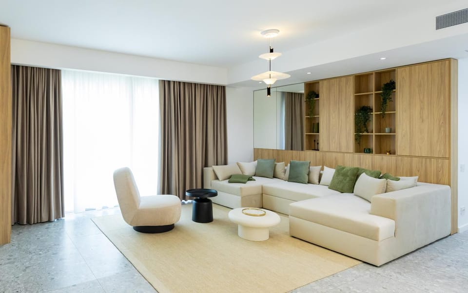 Living room, Seating area