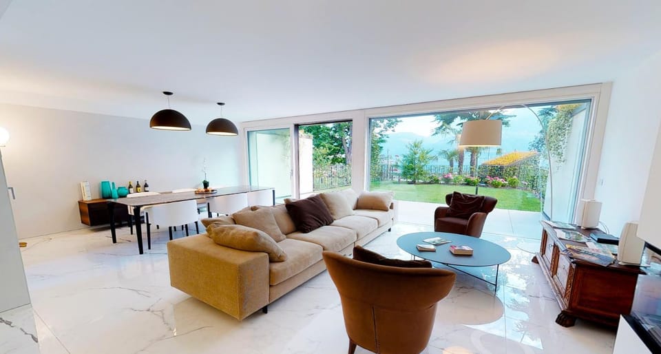 View (from property/room), Living room, Dining area