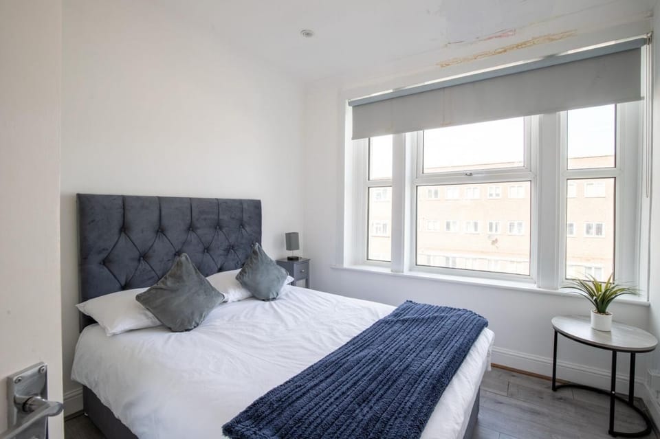 Brick Lane Modern 2 Bedroom Apartment, Up To 6 Apartment in London Borough of Hackney