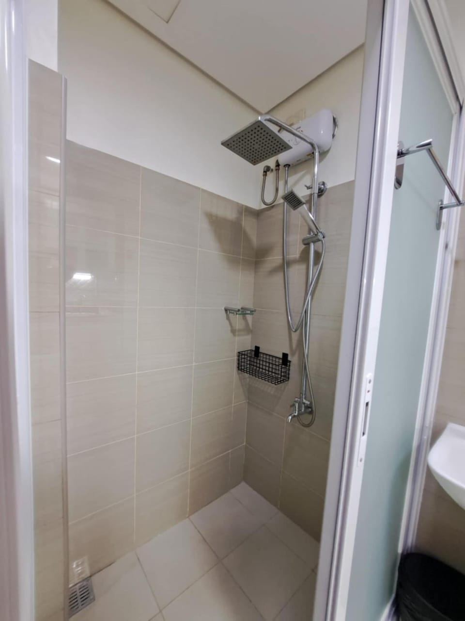 Fully furnished 1 Bedroom Shore 2 Tower 2 - 10F Apartment hotel in Pasay