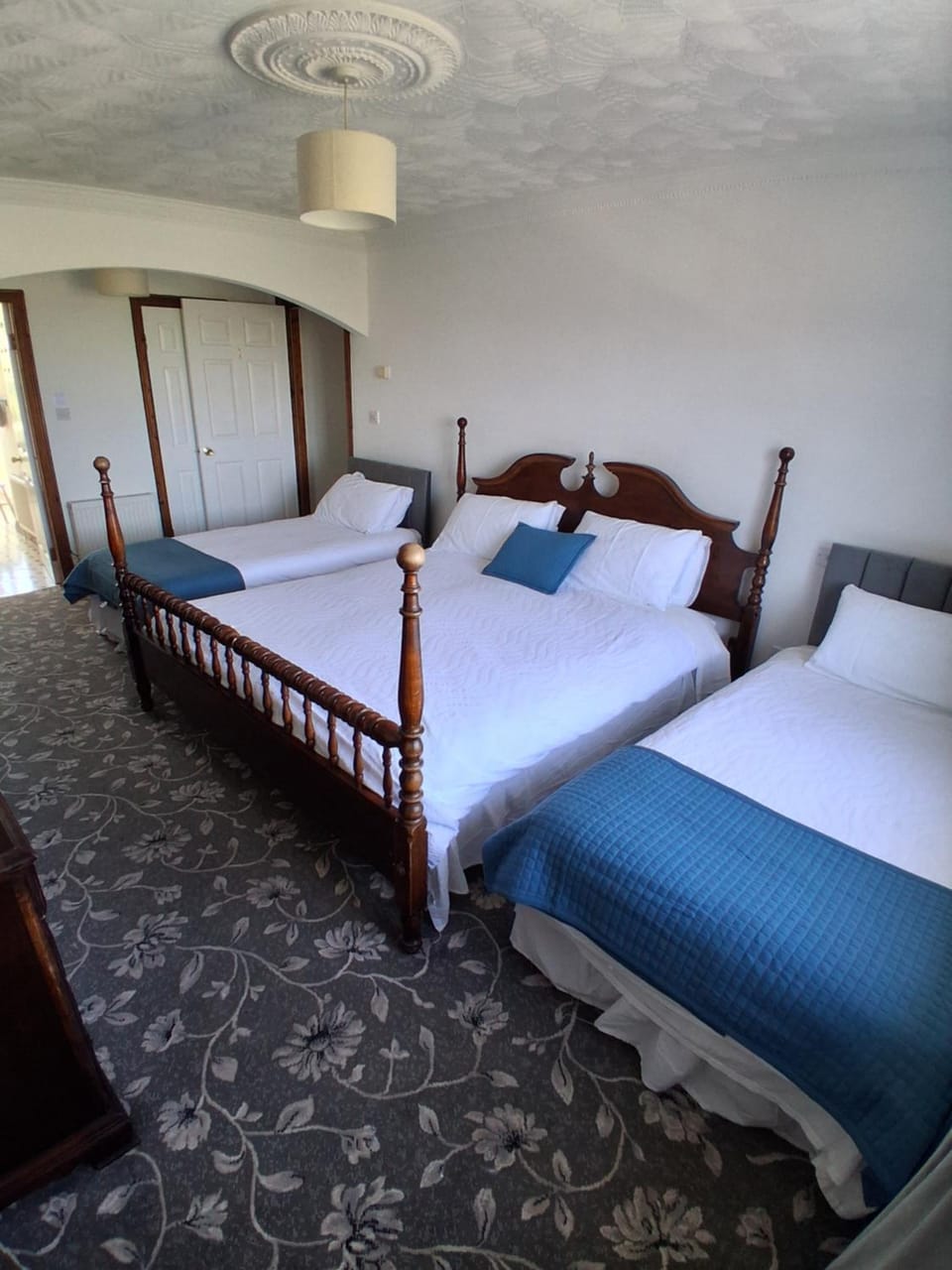 The Shamrock Guesthouse Bed and Breakfast in County Clare