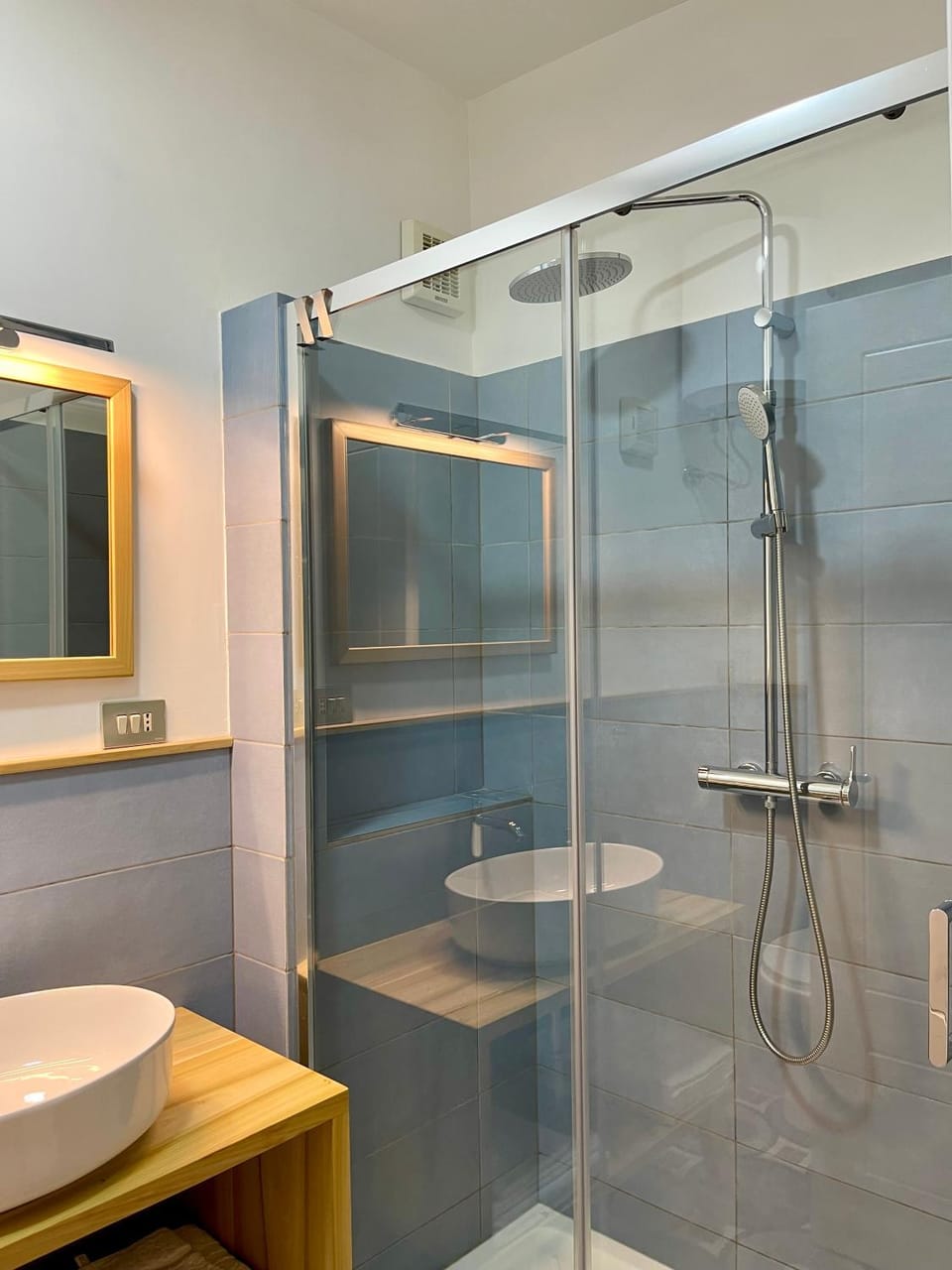 Shower, Bathroom