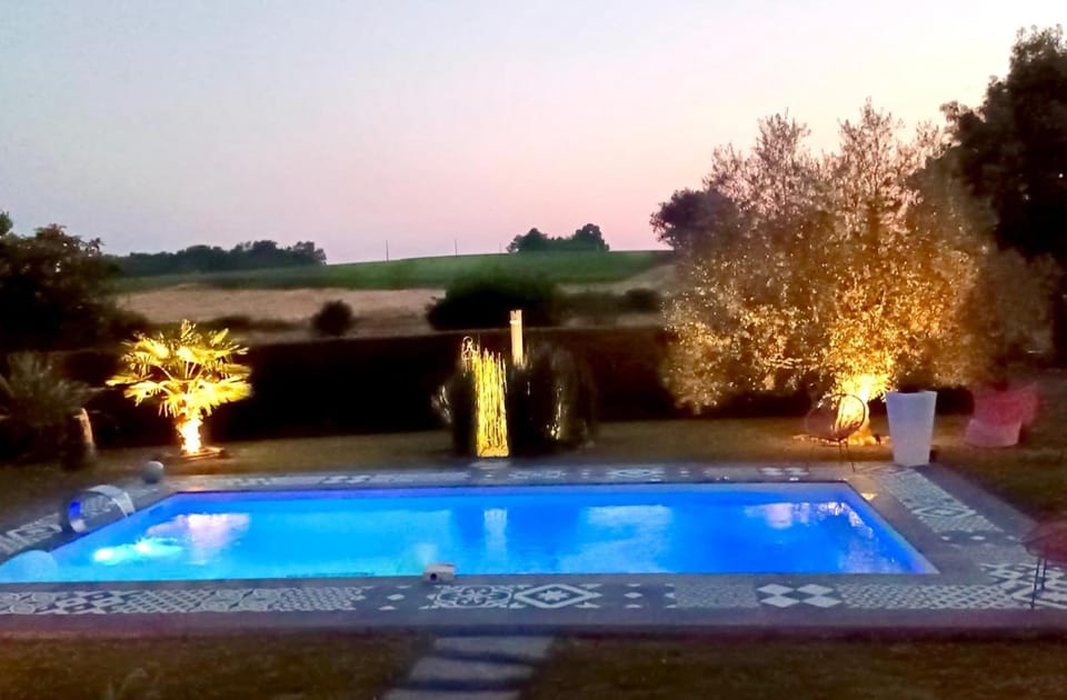 Cabane romantique en pleine nature Bed and Breakfast in Occitanie