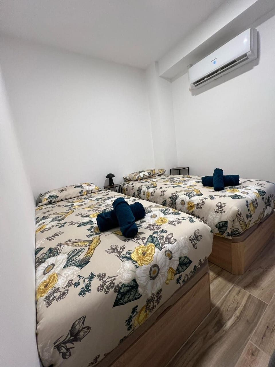 Bed, Photo of the whole room, Bedroom, towels, air conditioner