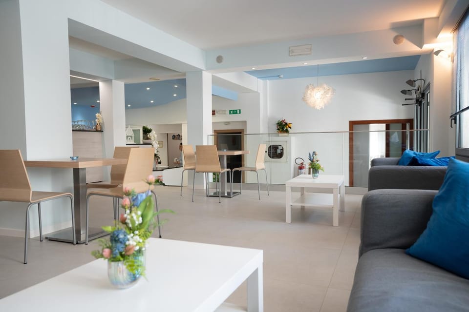 Lounge or bar