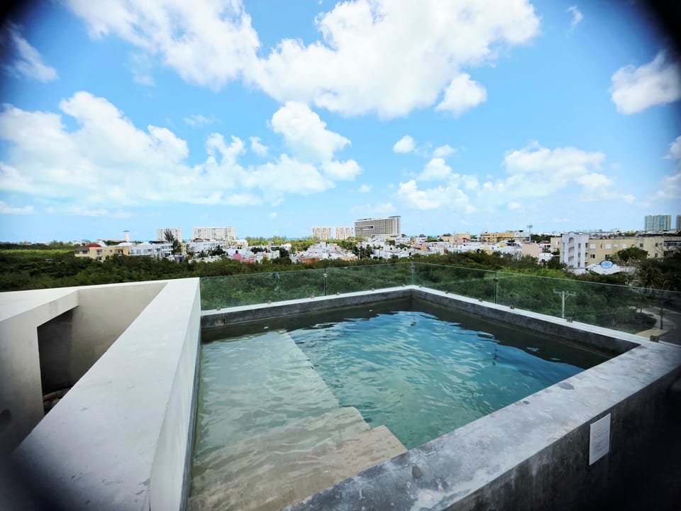 Pool view, Swimming pool