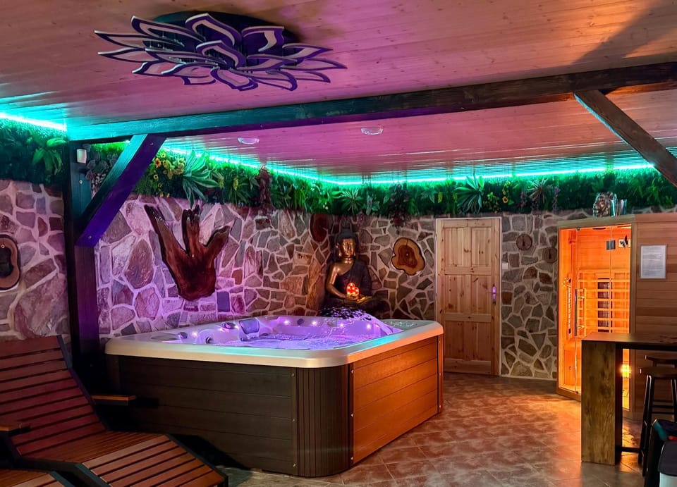 Hot Tub