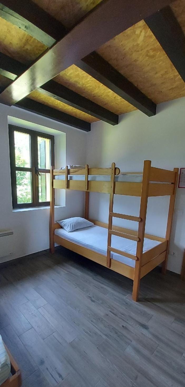 Dom dr Klementa Juga v Lepeni Bed and Breakfast in Friuli-Venezia Giulia