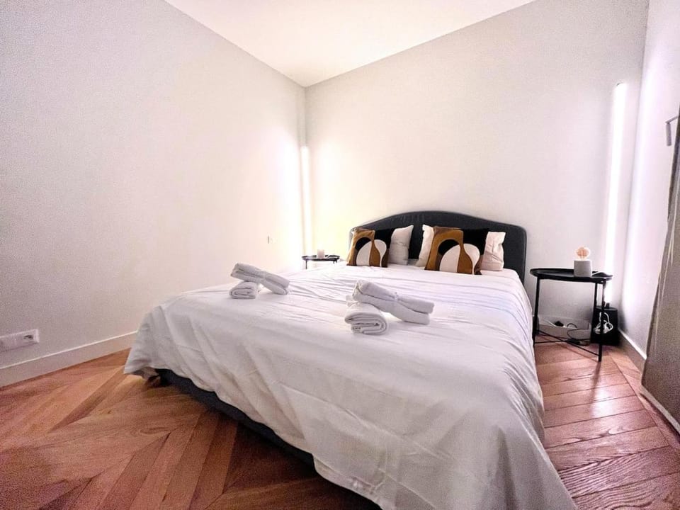 RF103 - Luxueux 3 pièces à Beausoleil Apartment in Monaco