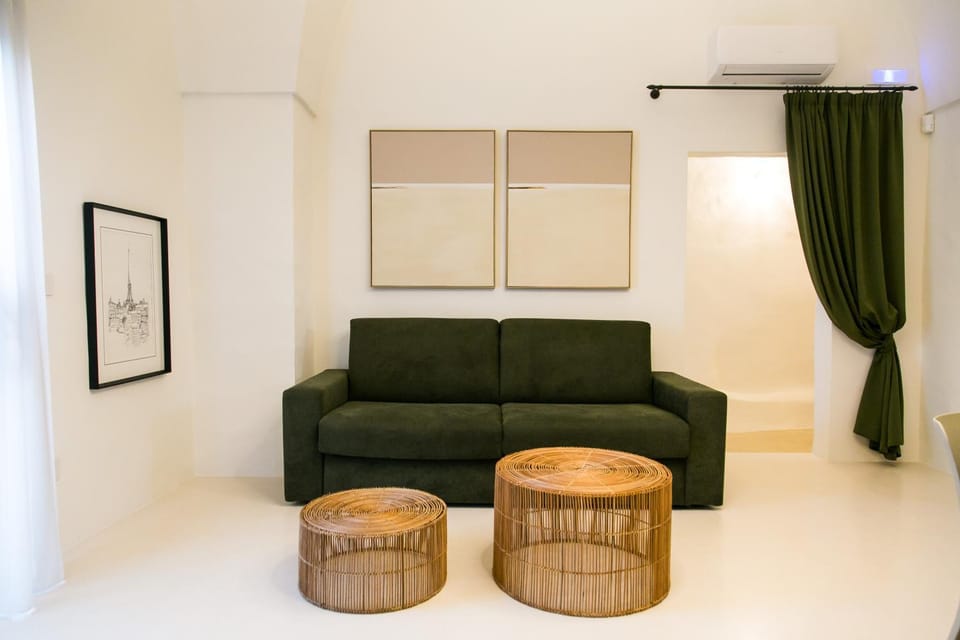 Living room, Bedroom