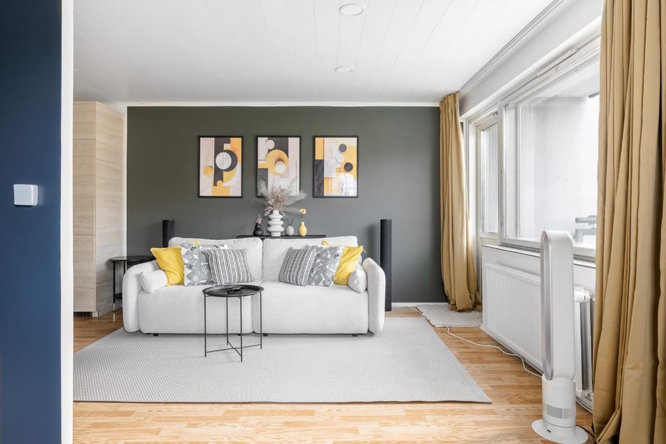 Living room, Seating area