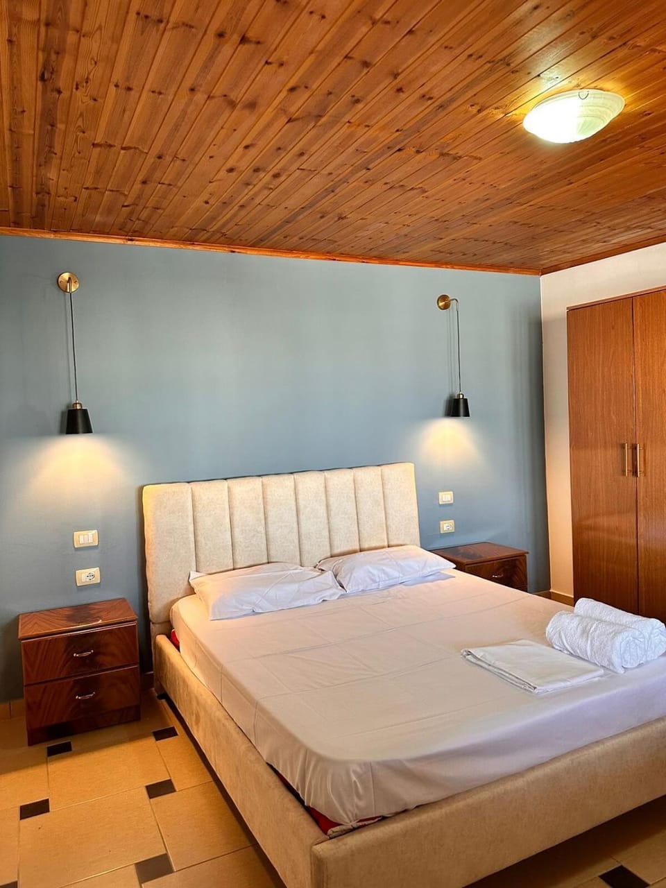 Open balcony apartment 3 Apartment in Tirana County, Albania