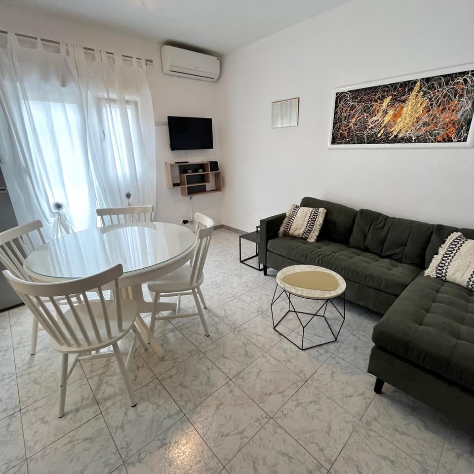 Charming Apartments Dalmatian Misto Čiovo Apartment in Šibenik-Knin County, Croatia
