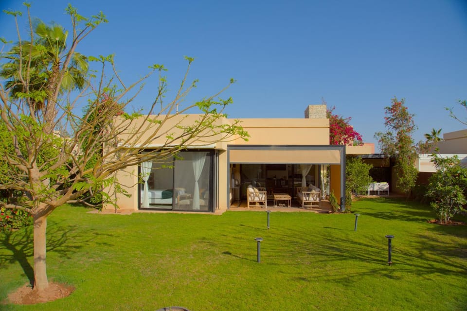 Property building, Garden view