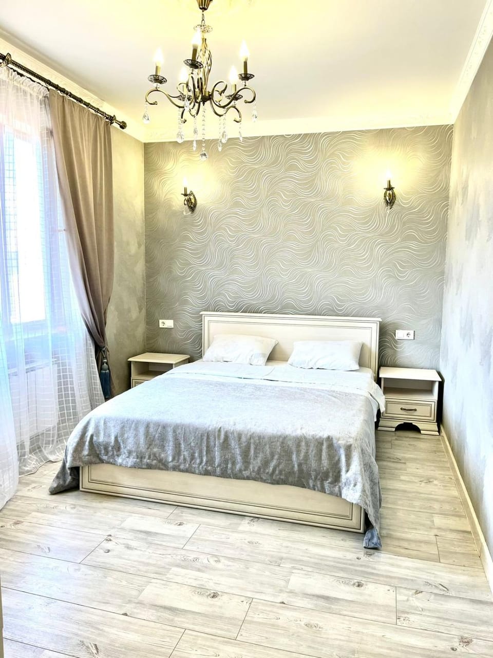Апартаменты в центре Алматы с 3 спальнями Apartment in Almaty