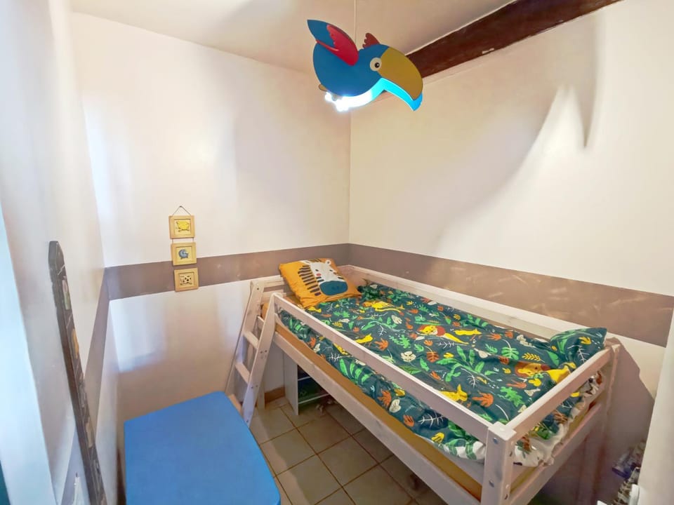 Bed, Bedroom, children