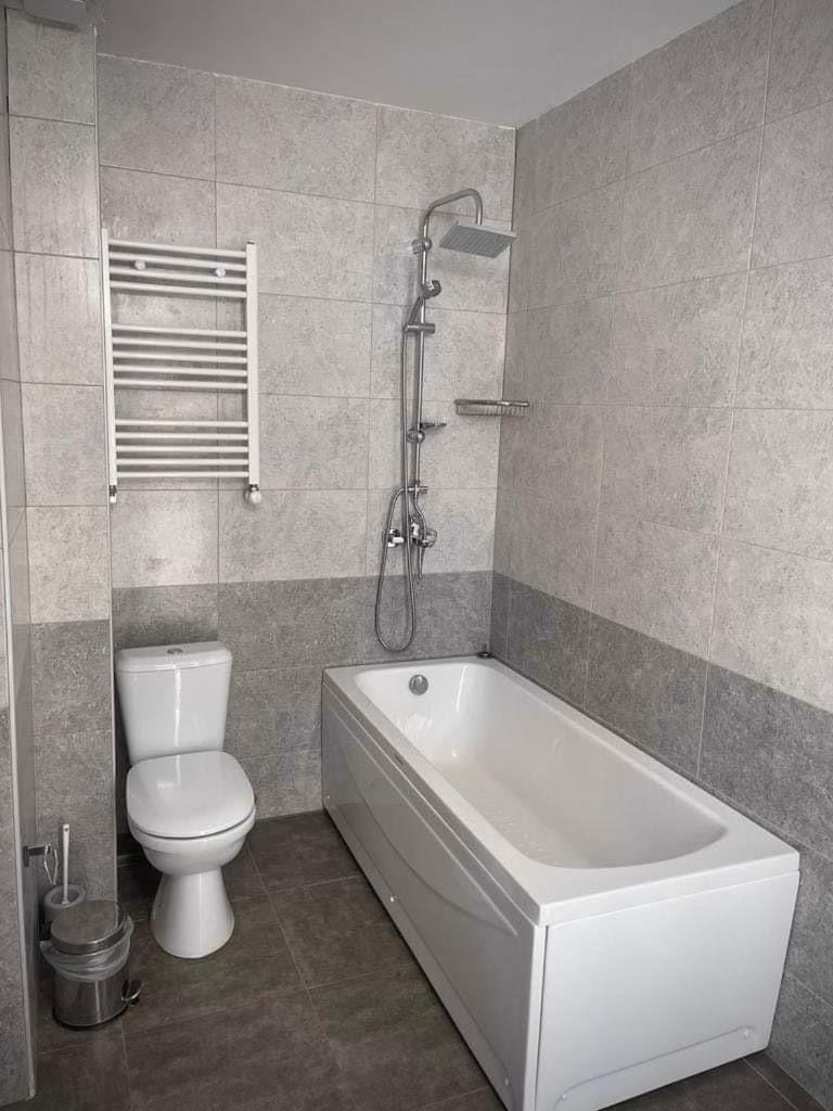 Toilet, Bathroom