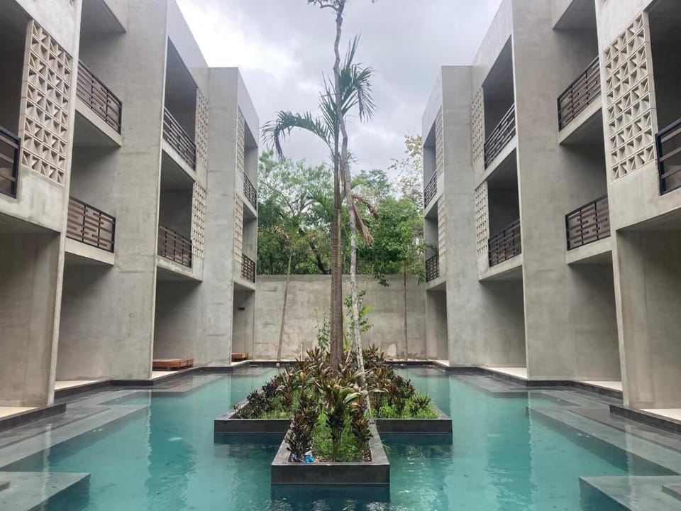 Pool view, Swimming pool