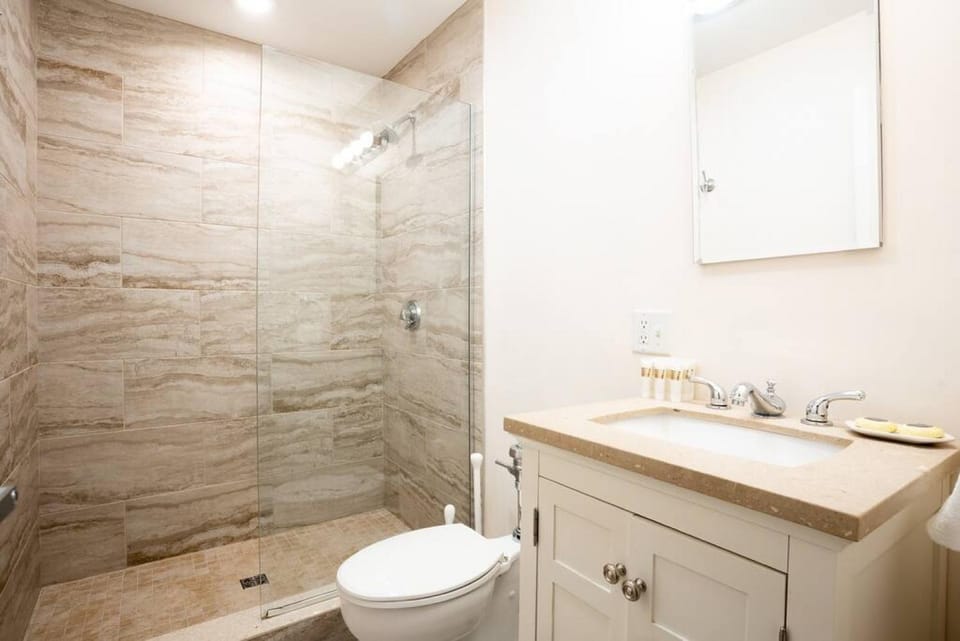 Prime Boston Fidi L Shaped Studio Apartment in South Boston