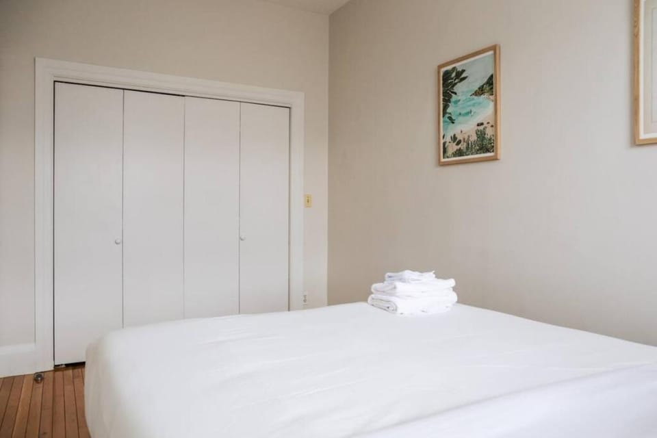 Cozy 1BDR Close to Fenway Apartment in Boston