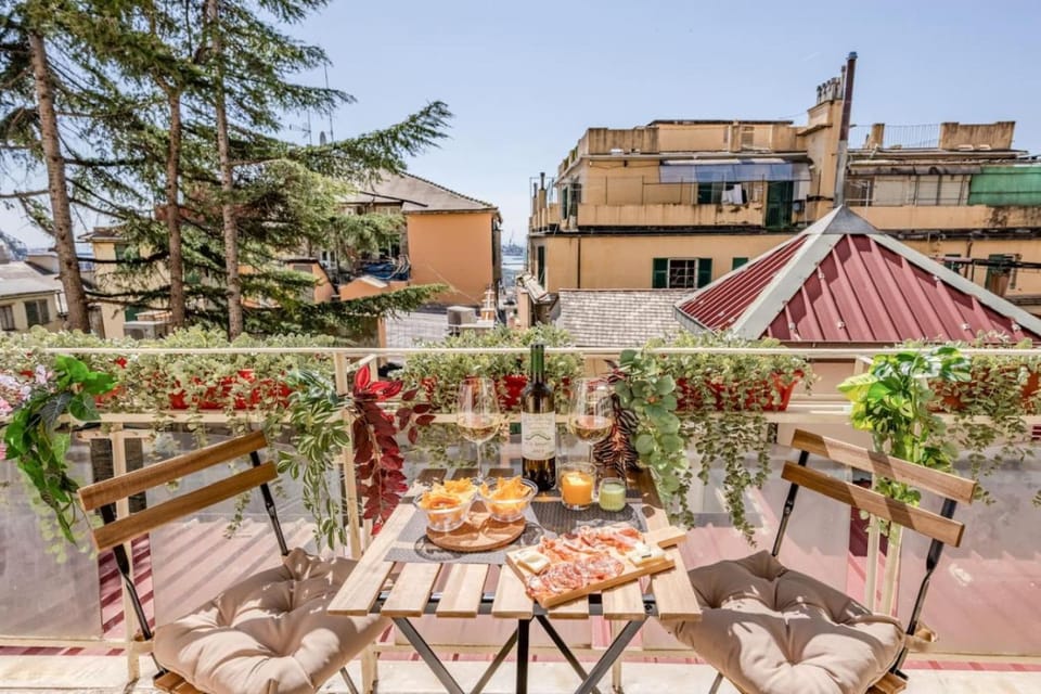 Balcony/Terrace, City view