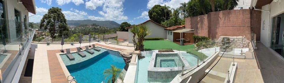 Casa de Temporada Luxo - Piscina, Área Gourmet e Vista Espetacular! House in Mairiporã