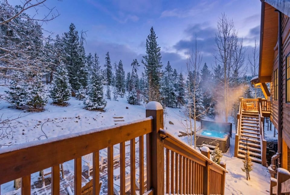 Spacious Ski Townhome with Game Room Fun House in Breckenridge