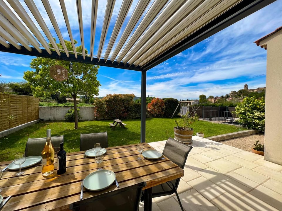 Patio, Spring, Garden