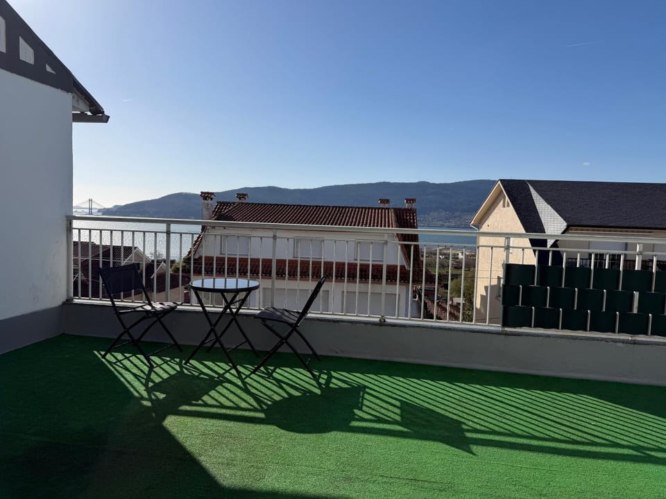 View (from property/room), Balcony/Terrace, Sea view