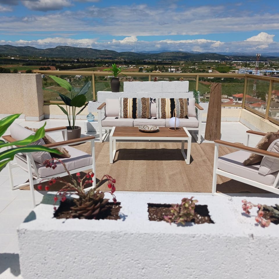 Seating area, Mountain view