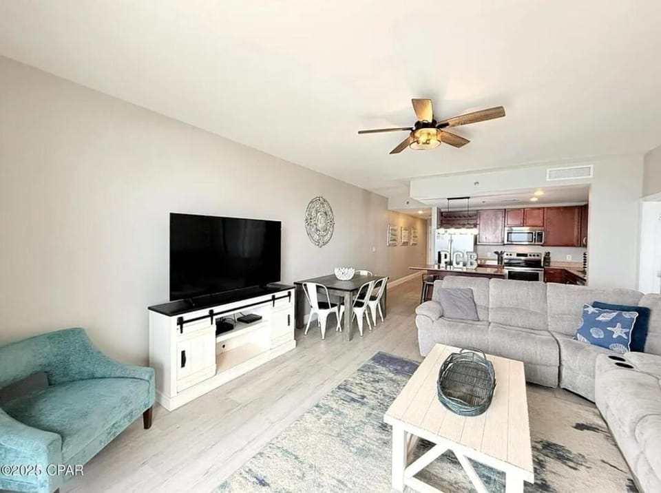 The Crab's Eyebrow Apartment in Panama City Beach