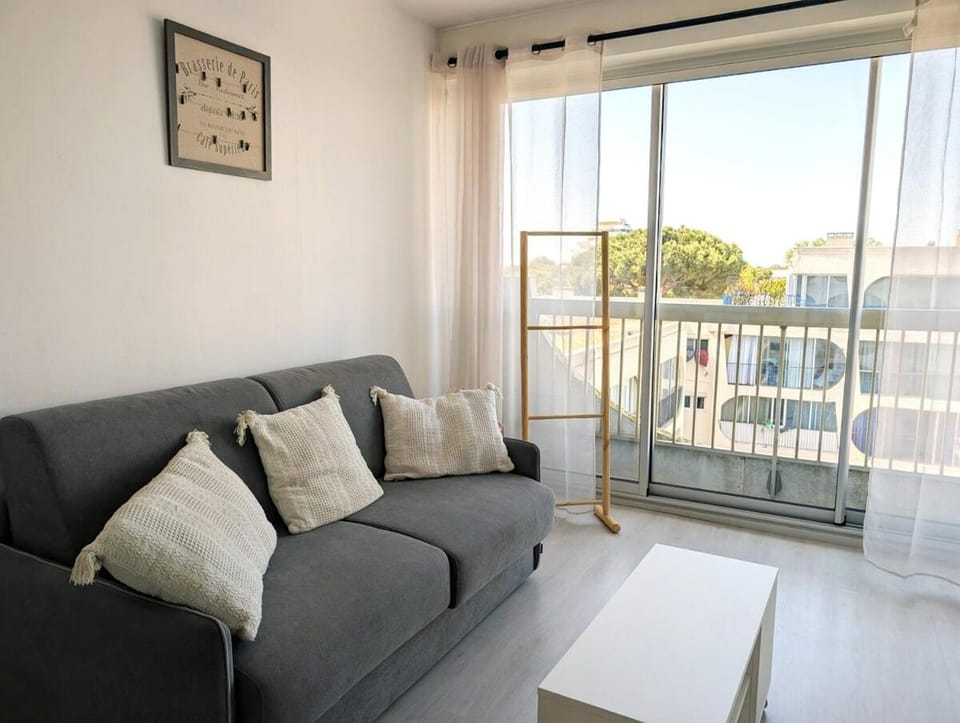 View (from property/room), Living room