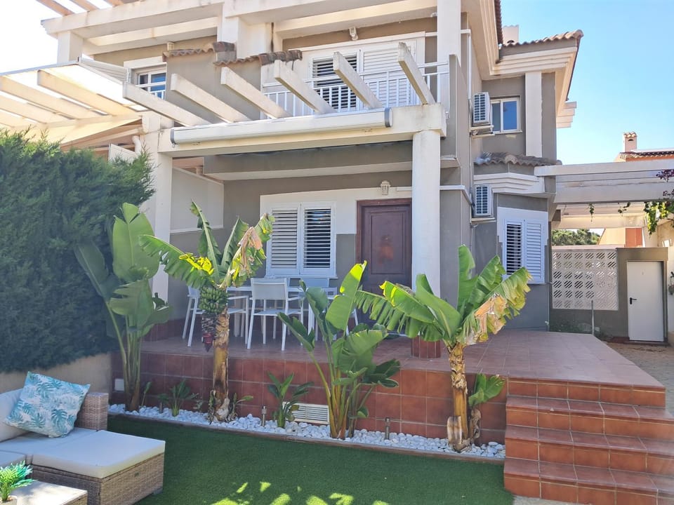 Casa jardín del relax y piscina tropical House in Costa Blanca