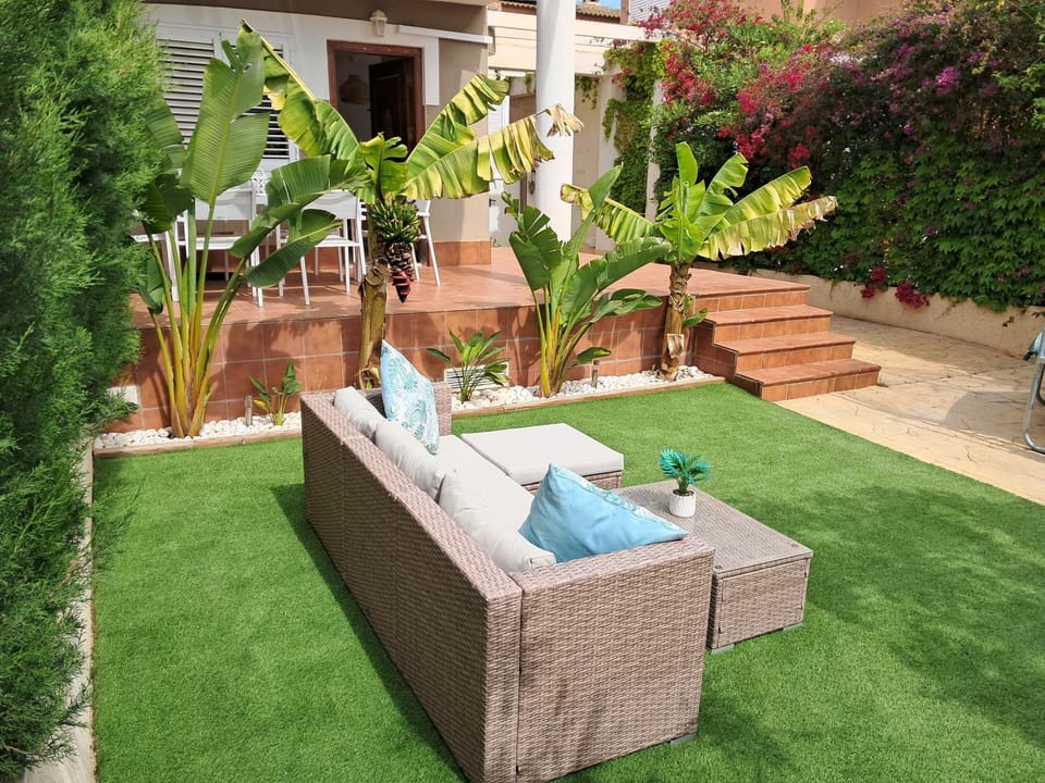 Casa jardín del relax y piscina tropical House in Costa Blanca