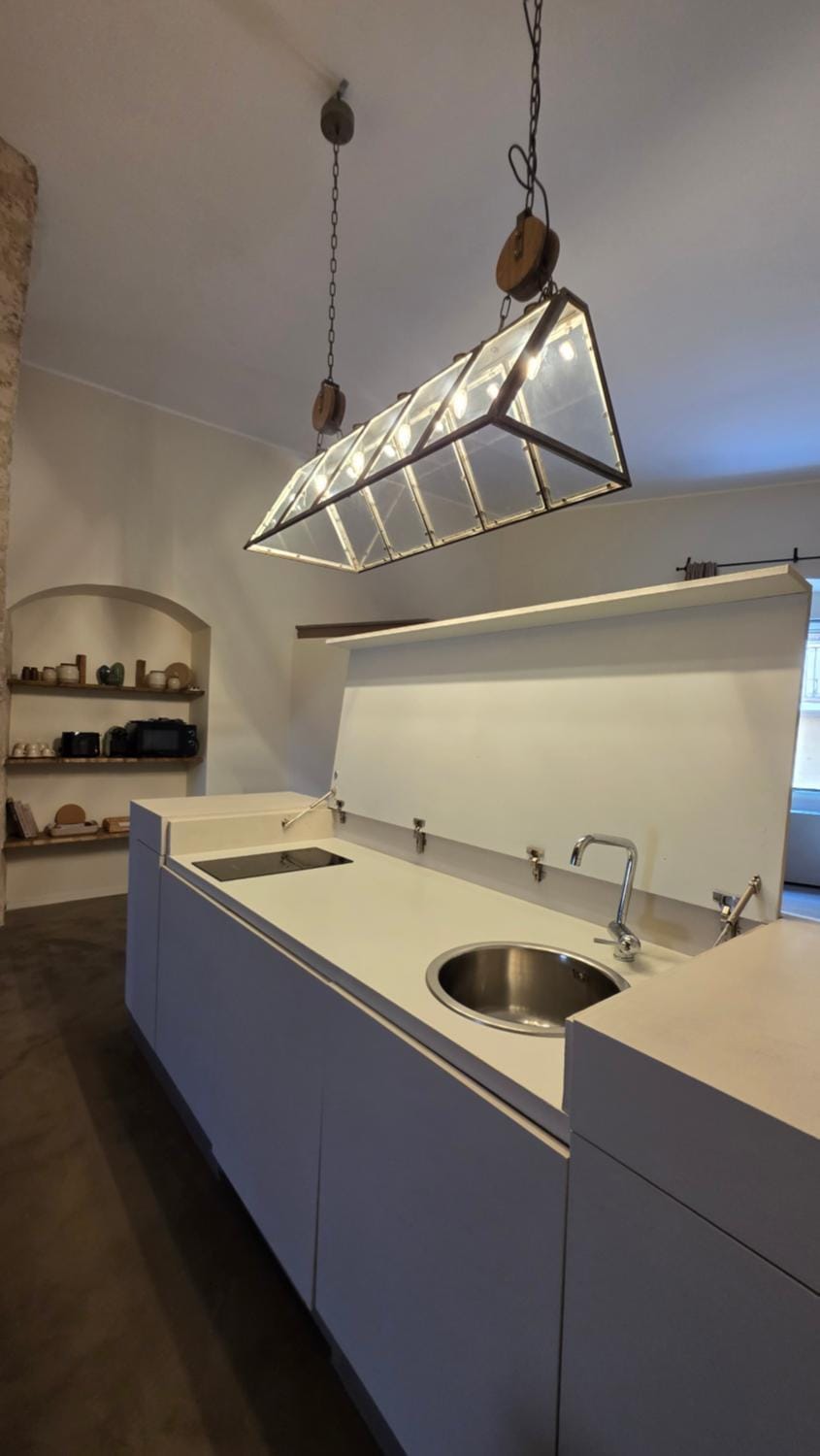 Kitchen or kitchenette