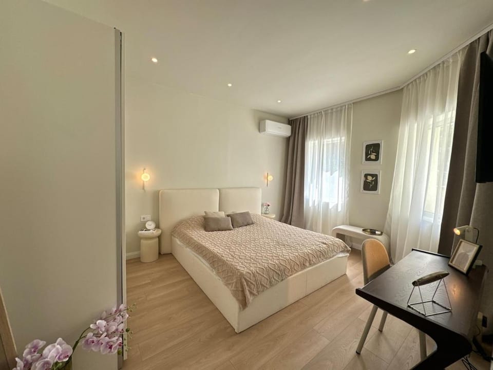 Heart of Varna, Close to the Sea Apartment in Varna