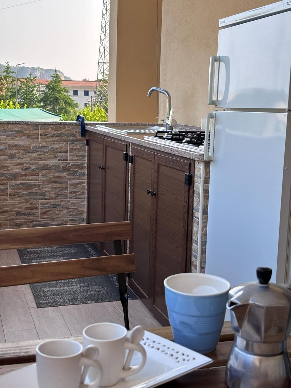 Balcony/Terrace, Kitchen or kitchenette