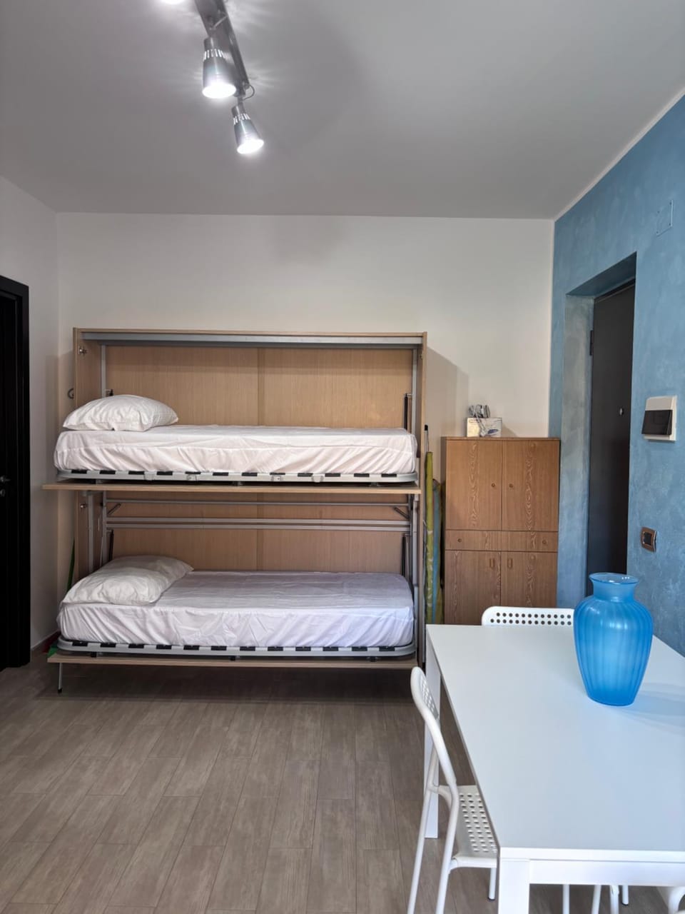 bunk bed