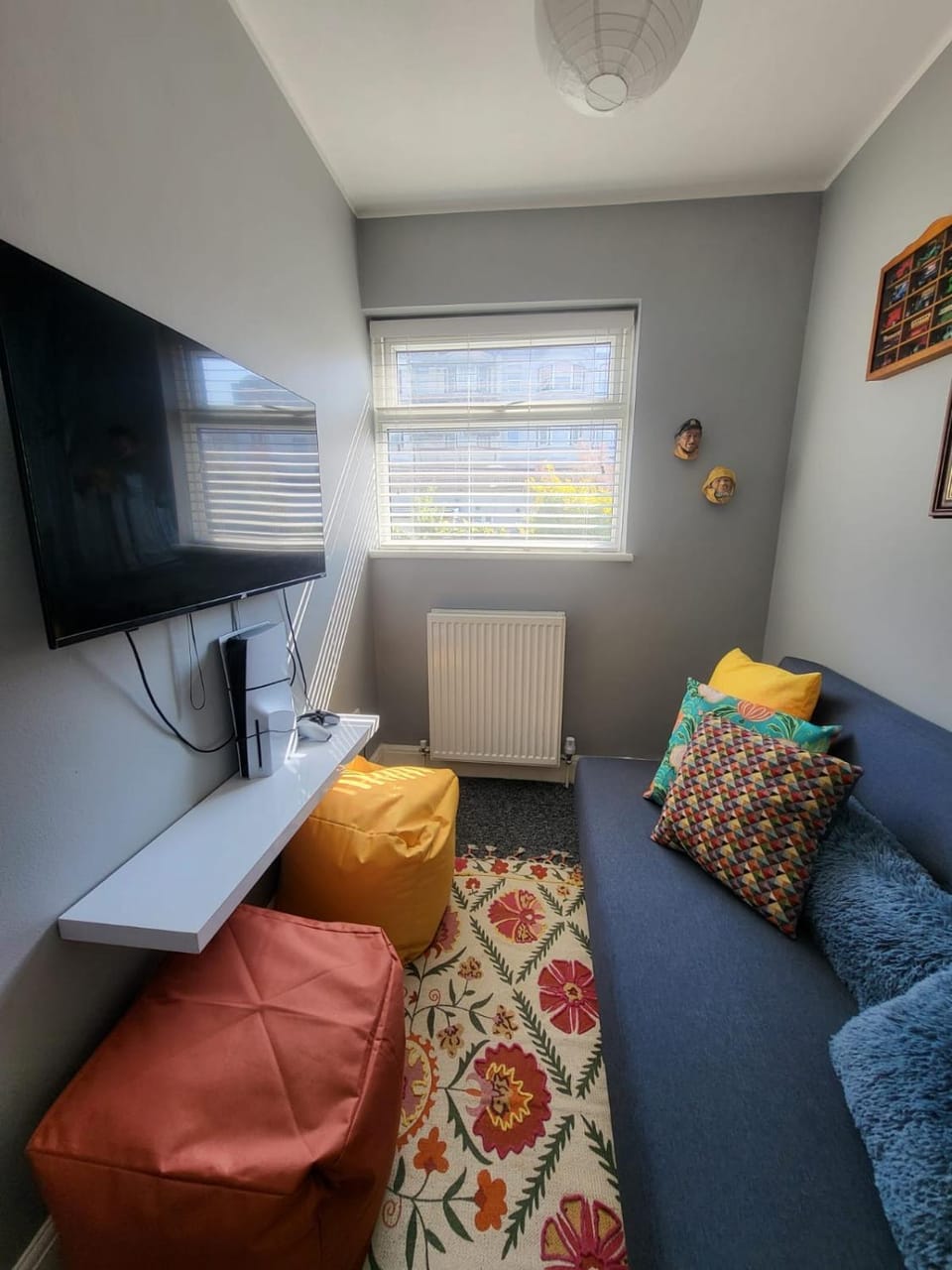 Stylish seaside family retreat opposite Dreamland sleeps 7 House in Margate