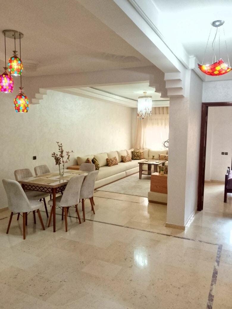 Appartement en plein centre Apartment in Marrakesh