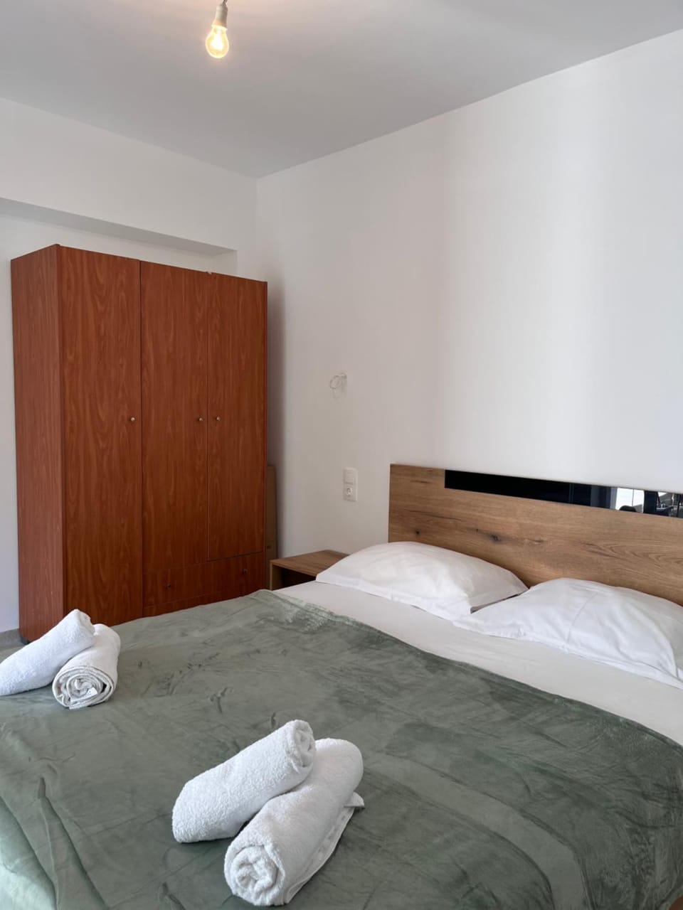 Bed, Bedroom, wardrobe