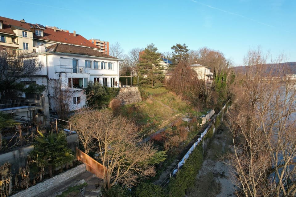 Rhine view Apartment in Basel