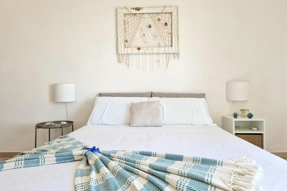 Sea Front 6 seats Wi-Fi AC Park Apartment in Porto Sant'Elpidio