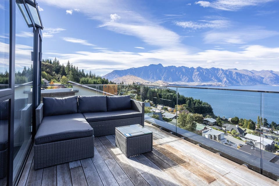 Natural landscape, Balcony/Terrace