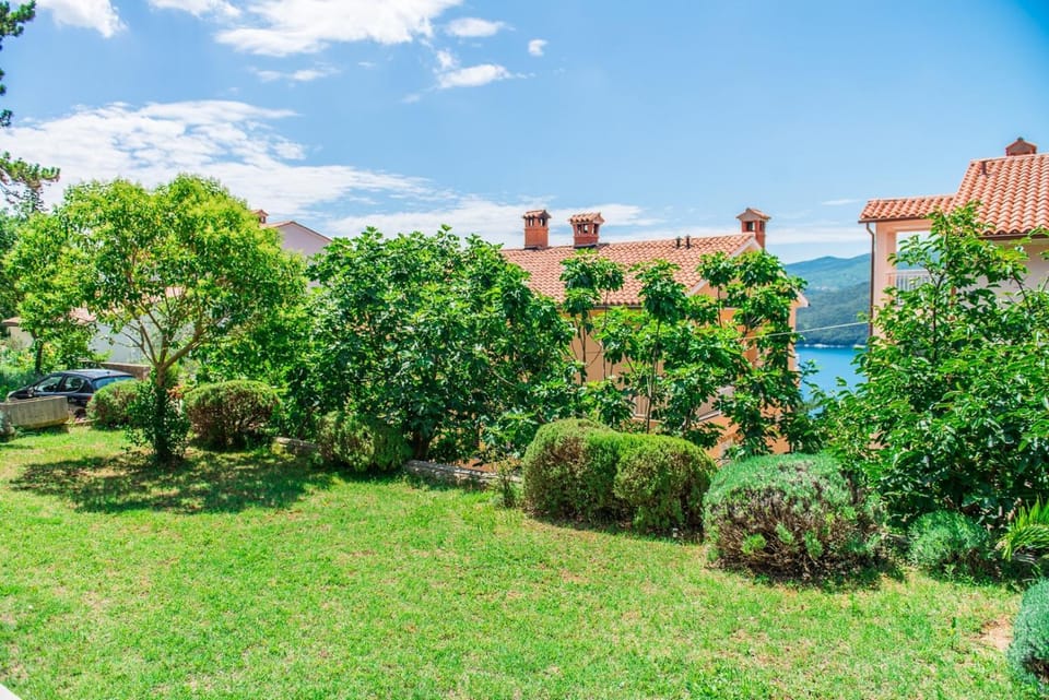 Garden, Garden