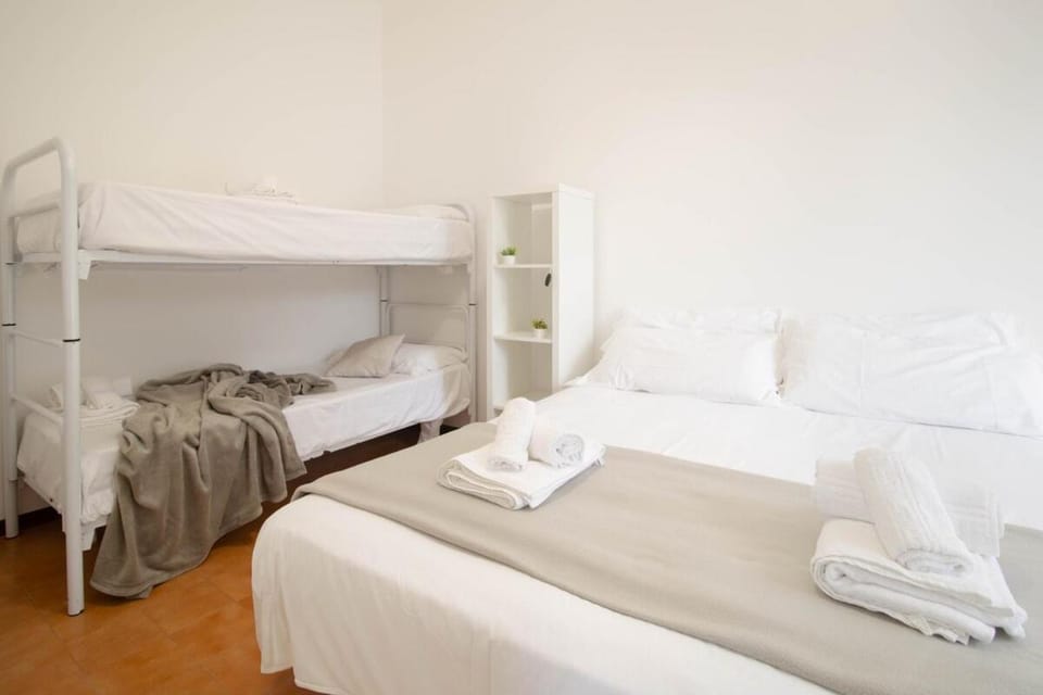 JACUZZl 13 posti letto Wifi AC Parking Beach Villa in Marche