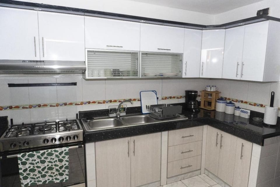 Great Location near to everything! Apartment in Miraflores