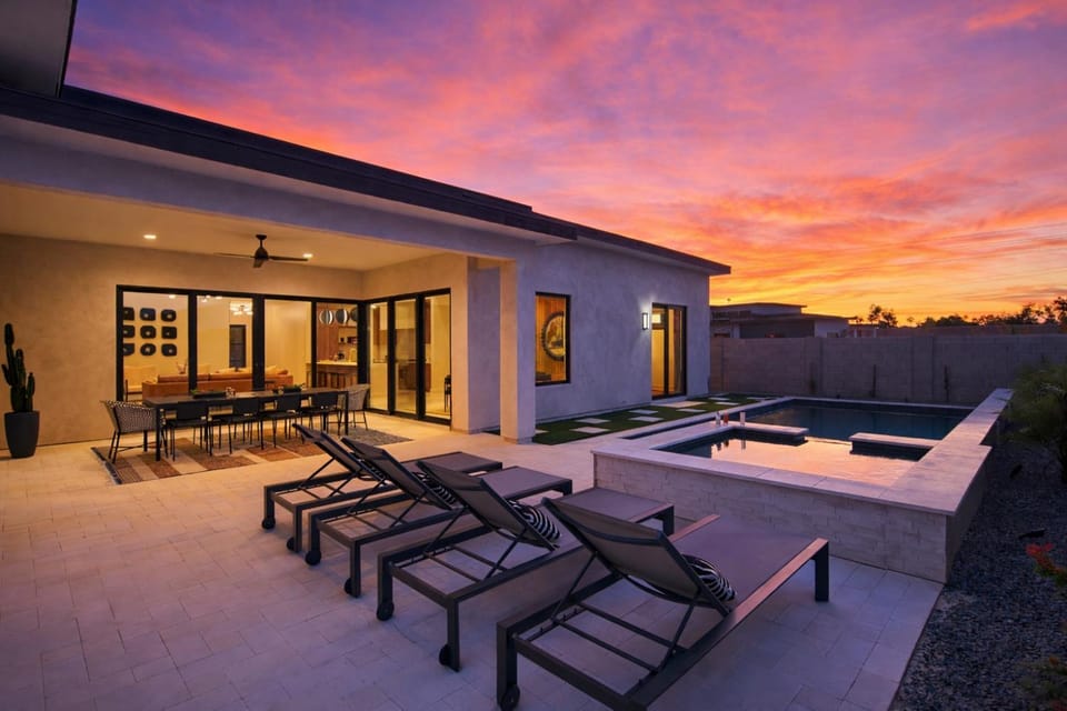 Sundown - 2 Homes w/ Private Pools - In Scottsdale House in Scottsdale