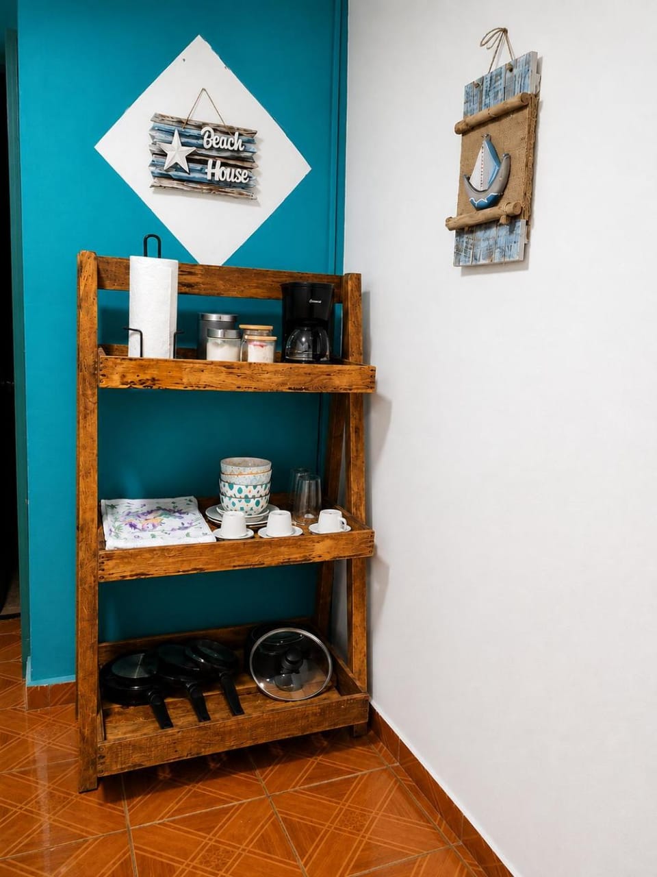 Coffee/tea facilities, Kitchen or kitchenette