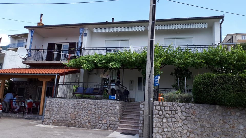 Apartment Ana Skale Apartment in Lika-Senj County